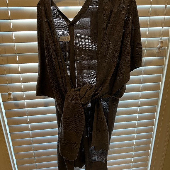 NWT lululemon sweater wrap - Picture 4 of 5